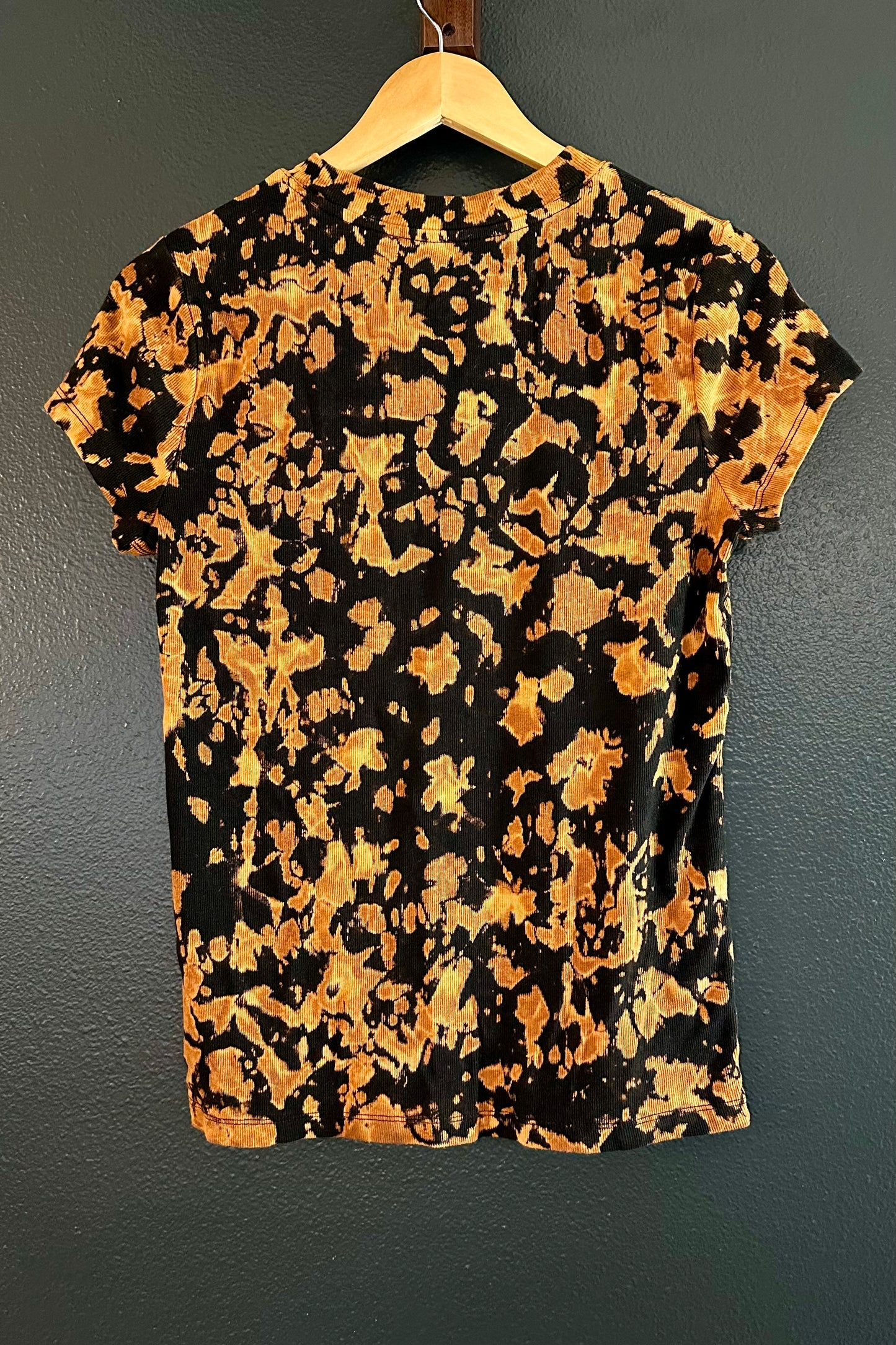 Womens Large A New Day™ T-shirt