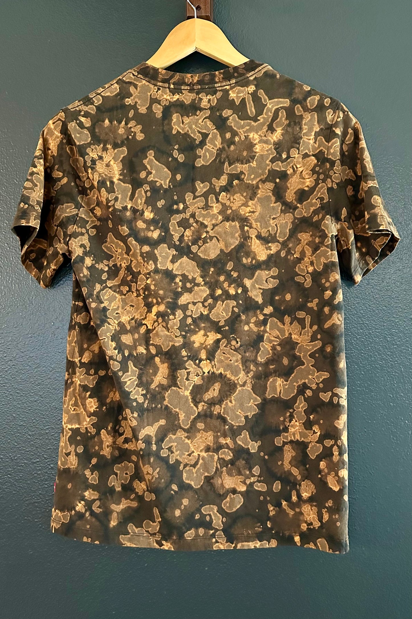 Mens Levis Classic Eagle Graphic T-Shirt