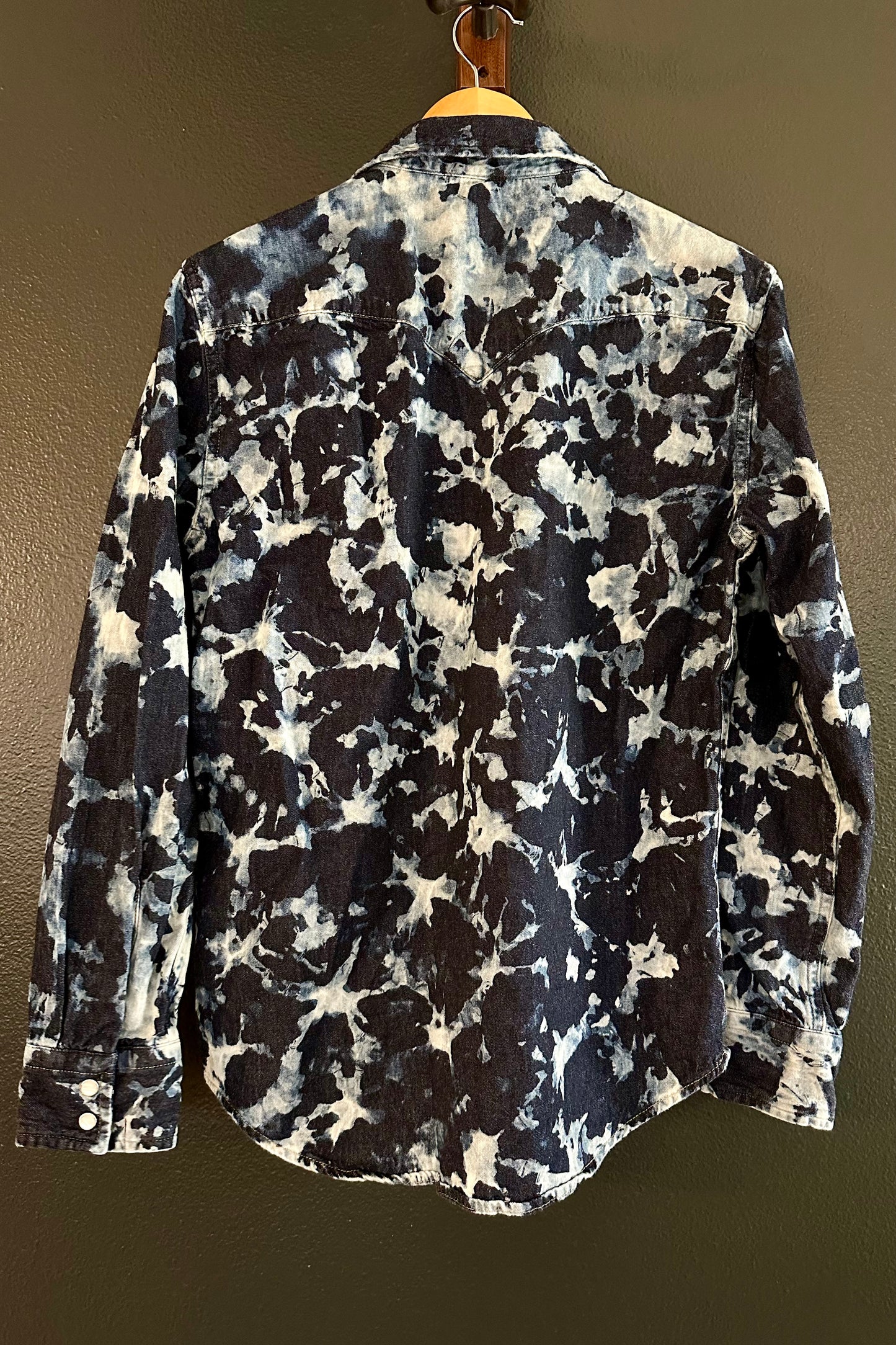 Womens Wrangler Dark Blue Denim Button up
