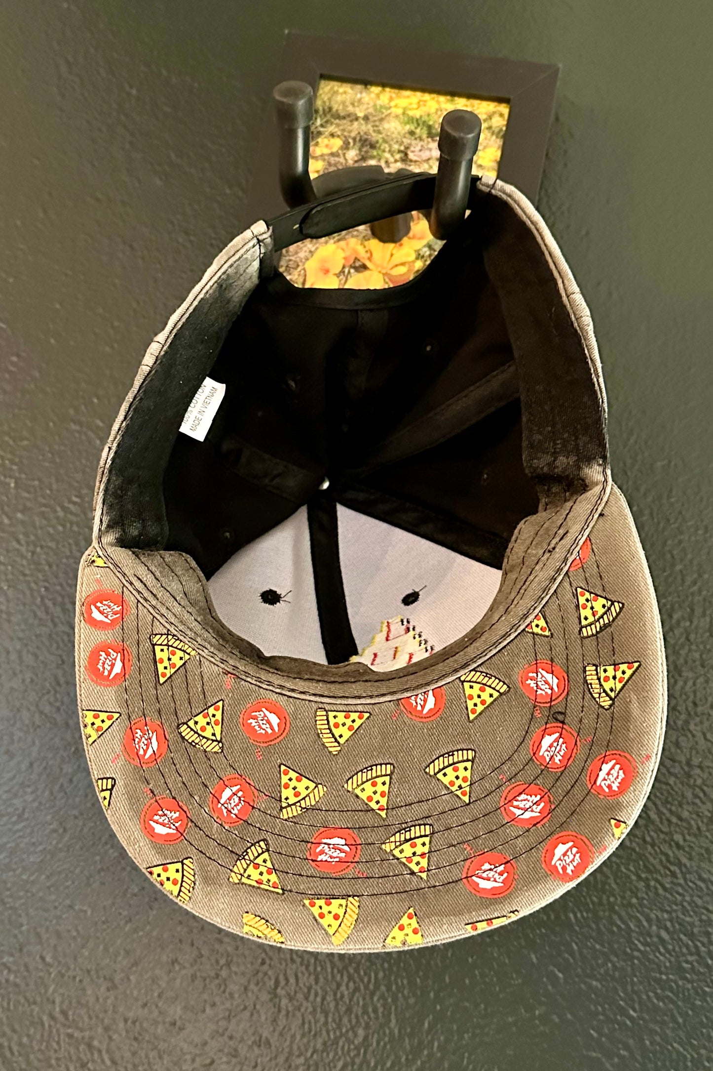 Pizza Hut Hat