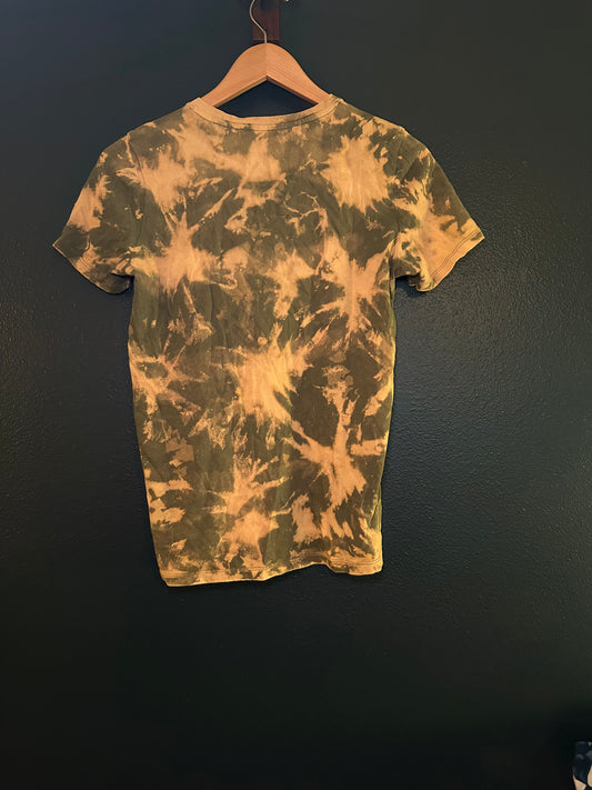 Everlane womens small green and tan t shirt